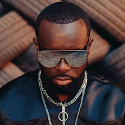 Extrait n°6  S03 E04 – Maitre Michel Gims