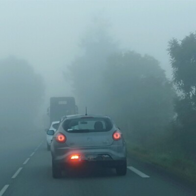 Sécurité Routière – Dans le brouillard, comment utiliser les phares ?
