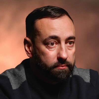 LEUR FILS DE 15 ANS MEURT EN PLEIN MATCH DE FOOT SUITE À UN COUP VIOLENT (ÉVITABLE ?)