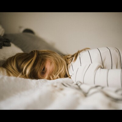 Tu n’es pas paresseux.se... tu es épuisé.e intérieurement