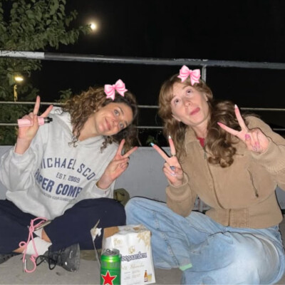 Deux attention whores discutent (ça tourne mal...)