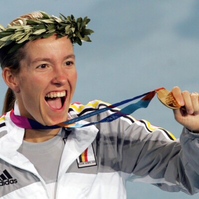 « Je crois encore au revers à une main » – Interview avec la légende Justine Henin