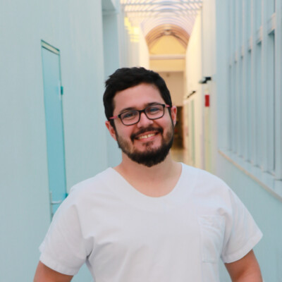 2/2 Ce médecin a construit une IA qui travaille pour lui! Julien Welmant